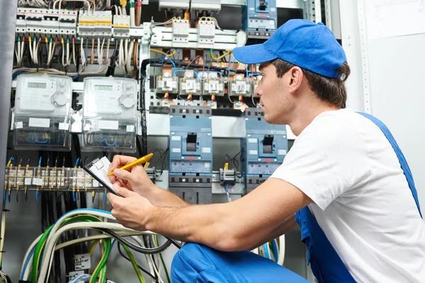 Affordable Electrician in Glenpool Delivering Quality Work Every Time