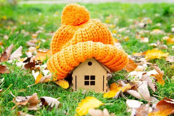 Quality Attic Insulation Services Houston for Energy Savings